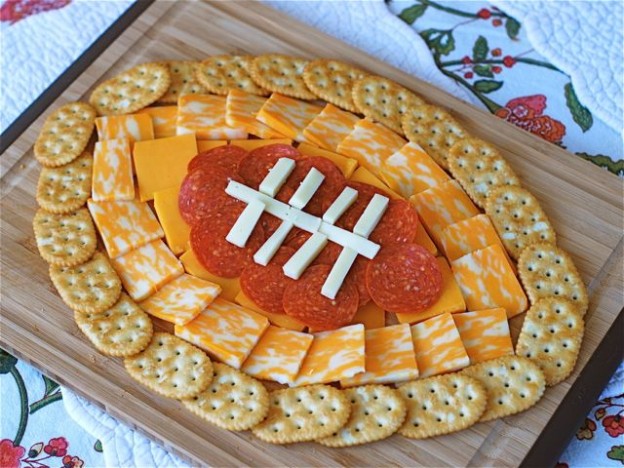 Football-Cheese-Plate-624x468