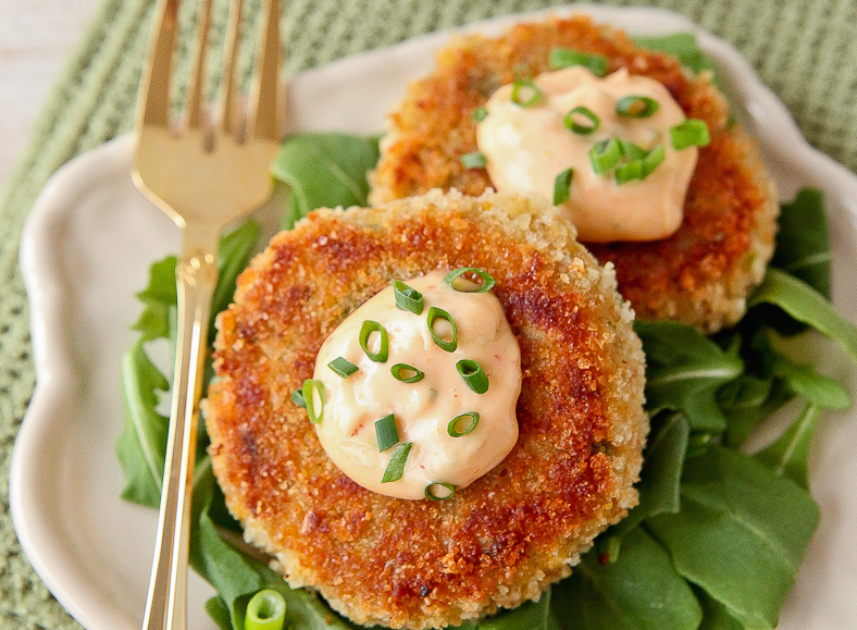 Cook up some quality crab cakes using the crunch of Post Cereal and the spice of sriracha for a savory appetizer you can make in half an hour.
