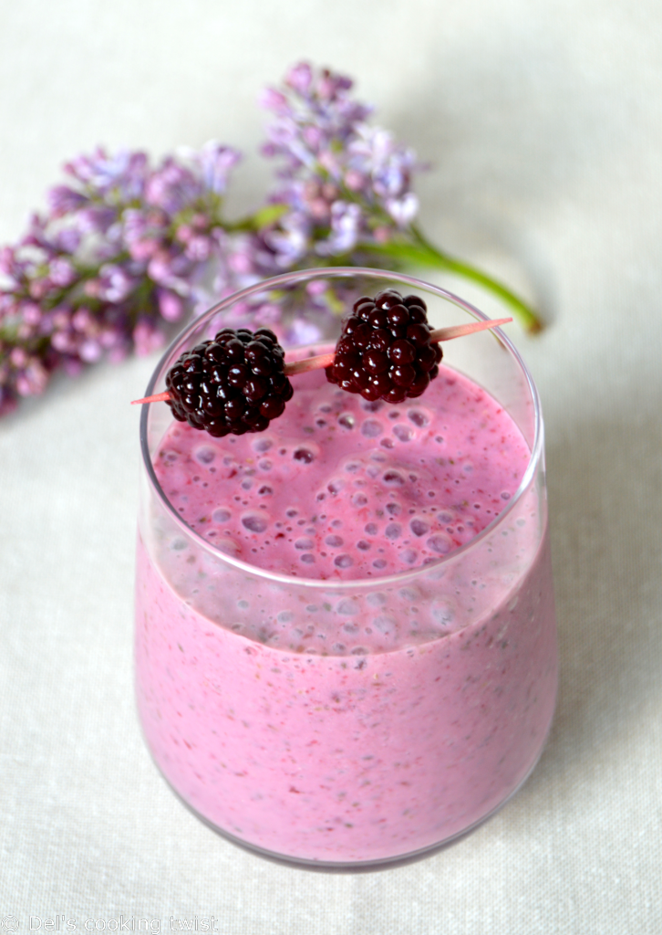 blackberry-smoothie-with-chia-seed