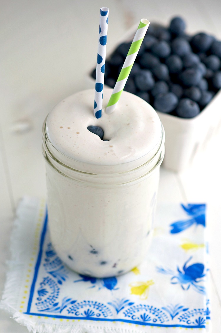 blueberry-muffin-protein-smoothie