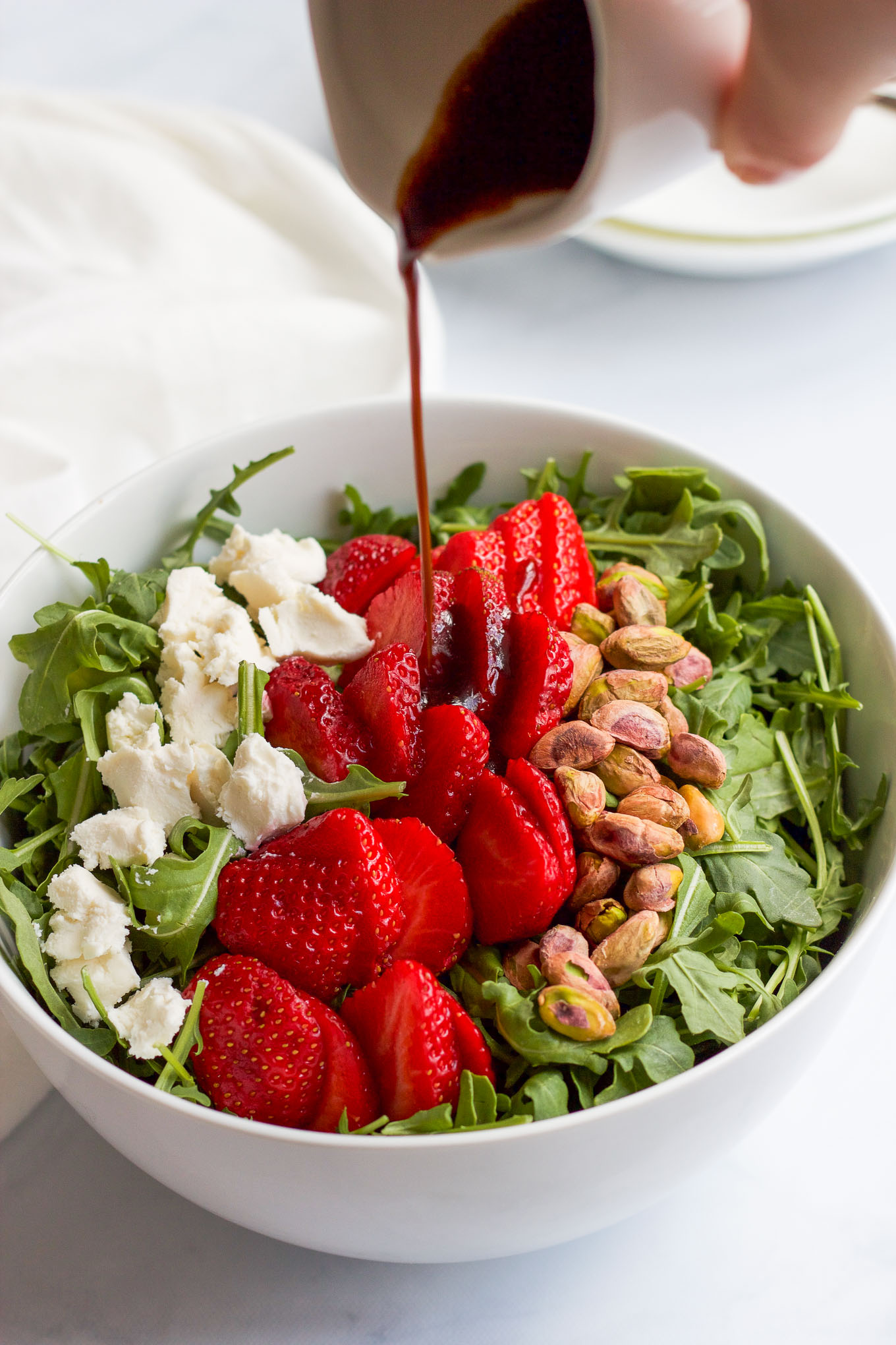 Arugula Salad with Strawberries, Pistachios and Goat Cheese