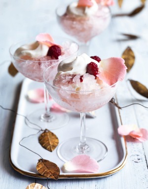 raspeberry froze with rose cream